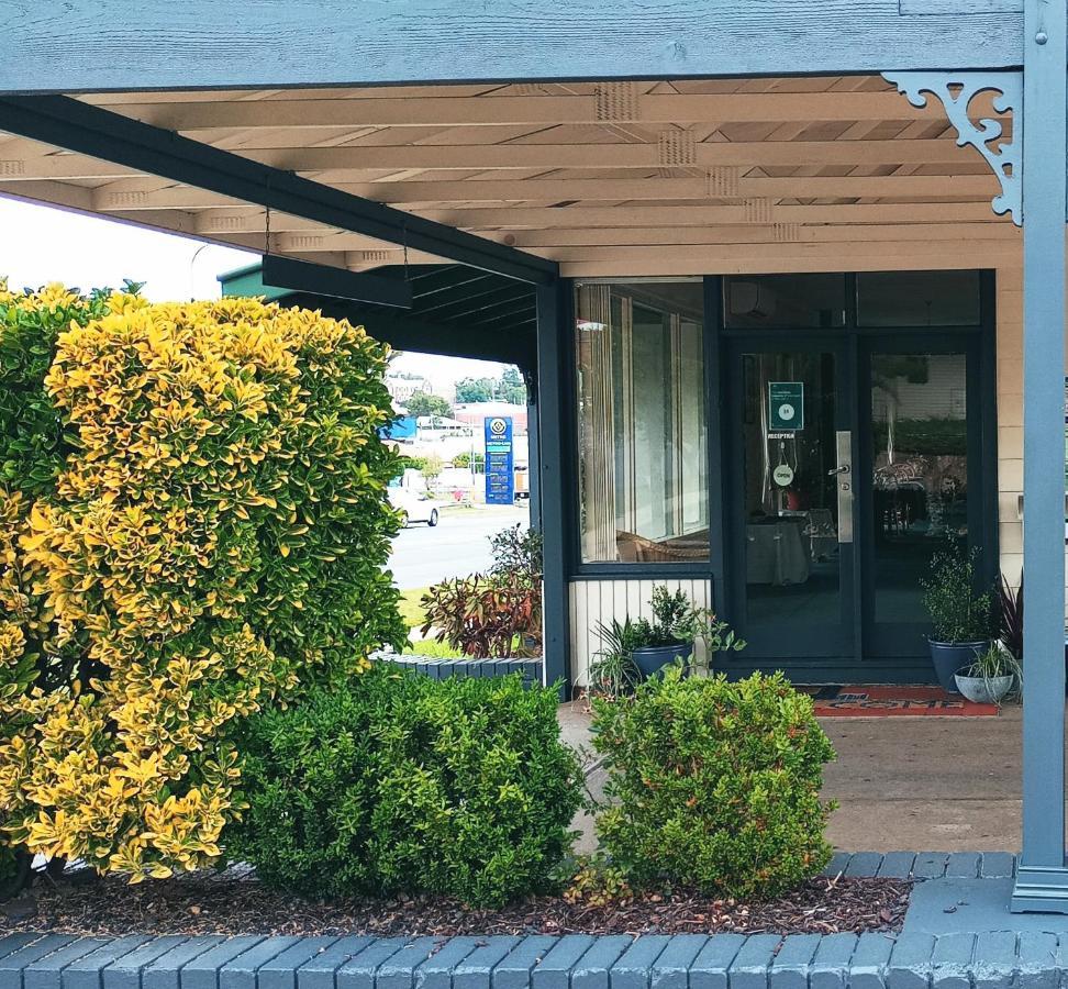 Redhill Cooma Motor Inn Екстер'єр фото
